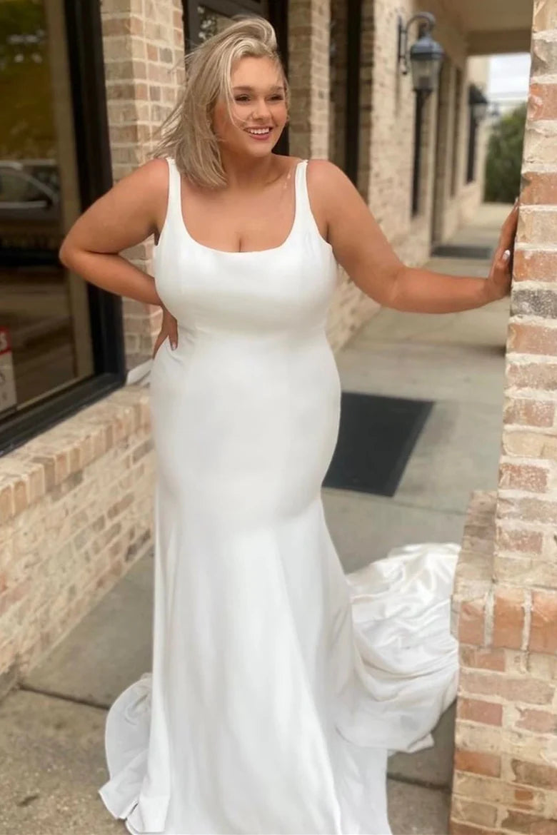 Vestido de novia de corte trompeta con escote cuadrado y espalda abierta